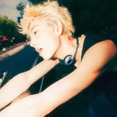 布林德出人,意料加盟拜,阿贾克斯官,半岛,BanDao,半岛体育官网,半岛官网,半岛体育下载