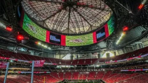 阿诺德远射受阻，努涅斯补射空门未果